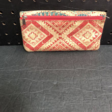 Load image into Gallery viewer, Patterned Wallet
