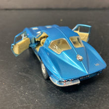 Load image into Gallery viewer, 1968 Corvette Stingray Diecast Pullback Car
