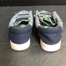 Load image into Gallery viewer, Boys Slip On Shoes (West Harris)

