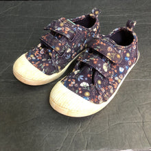 Load image into Gallery viewer, Girls Flower Shoes
