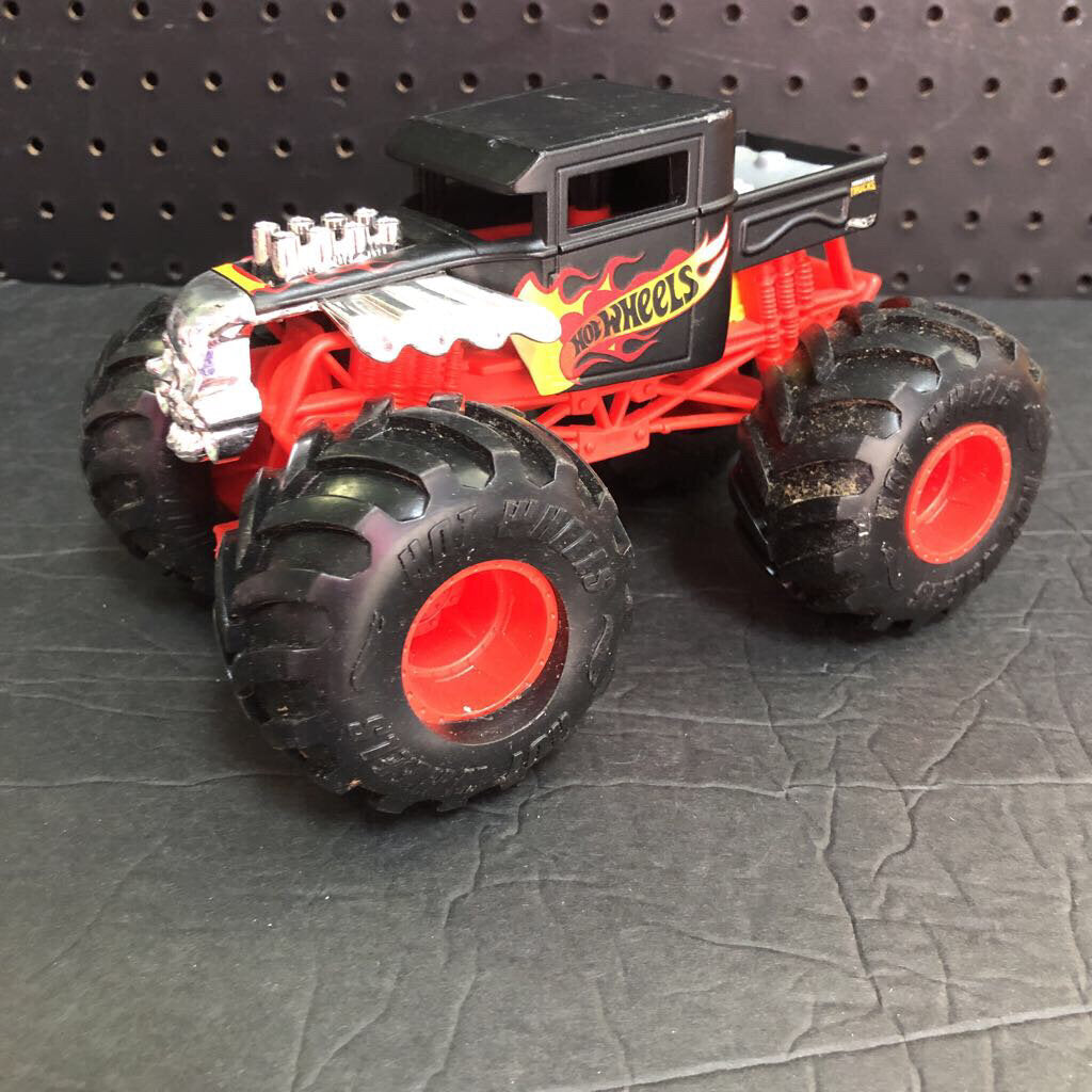 Bone Shaker Monster Truck