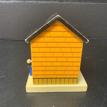 Load image into Gallery viewer, G&amp;O Wooden Train Gas Station w/figure
