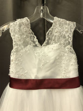 Load image into Gallery viewer, Beaded Lace Flower Girl Dress (NEW) (JJ's House)
