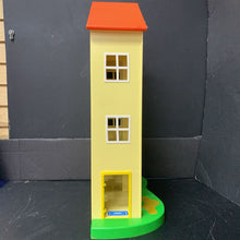 Load image into Gallery viewer, Lights &amp; Sounds Family Home Feature Playset w/ Accessories
