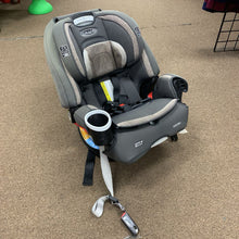 Load image into Gallery viewer, 4 EVR DLX Car Seat w/ 1 Cup Holder
