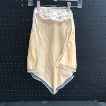 Load image into Gallery viewer, Lace Trim Cape for 18" Doll
