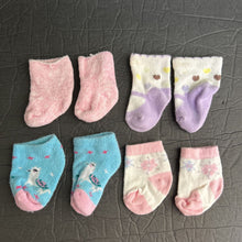 Load image into Gallery viewer, 4pk Girls Socks
