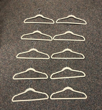 Load image into Gallery viewer, 10pk Velvet Hangers
