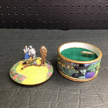 Load image into Gallery viewer, &quot;If I Only Had a Brain&quot; Wind Up Music Box 1996 Vintage Collectible
