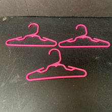 Load image into Gallery viewer, 3pk Hangers for 18" Doll
