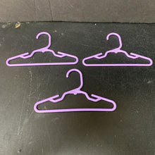 Load image into Gallery viewer, 3pk Hangers for 18" Doll
