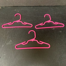 Load image into Gallery viewer, 3pk Hangers for 18&quot; Doll
