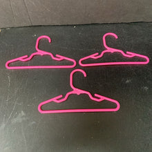 Load image into Gallery viewer, 3pk Hangers for 18" Doll
