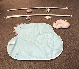 Cloud Activity Gym Playmat w/4 Attachments