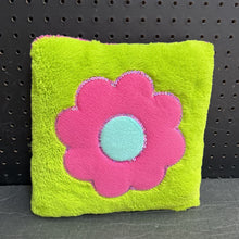 Load image into Gallery viewer, Sequin Flower Pillow
