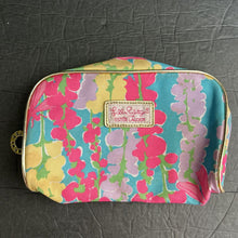 Load image into Gallery viewer, Flower Cosmetic Bag
