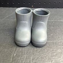 Load image into Gallery viewer, Boots for 18" Doll
