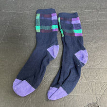 Load image into Gallery viewer, Girls Plaid Socks

