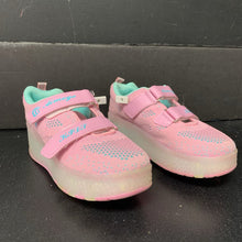 Load image into Gallery viewer, Girls LED Skate Shoes (Aimoge)
