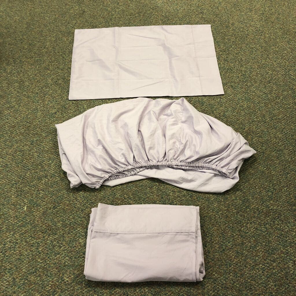 Fitted Sheet, Flat Sheet, & Pillowcase Set