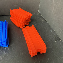 Load image into Gallery viewer, Plastic Train Tracks Set (Railtown Fun)

