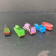 Load image into Gallery viewer, 5pk Mini Plastic Train Engines
