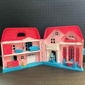 Doll House w/Figures & Accessories Battery Operated
