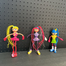 Load image into Gallery viewer, 3pk Dolls
