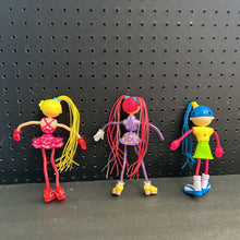 Load image into Gallery viewer, 3pk Dolls
