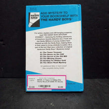 Load image into Gallery viewer, A Figure in Hiding (The Hardy Boys) (Franklin W. Dixon) -series hardcover
