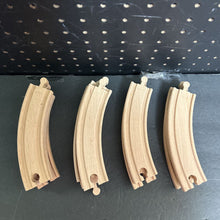 Load image into Gallery viewer, Classic Figure Eight Wooden Train Track Set
