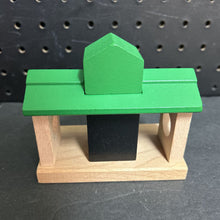 Load image into Gallery viewer, Classic Figure Eight Wooden Train Track Set
