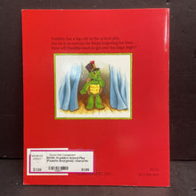 Load image into Gallery viewer, Franklin&#39;s School Play (Paulette Bourgeois &amp; Brenda Clark) -character paperback
