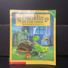 Load image into Gallery viewer, Franklin in the Dark (Paulette Bourgeois &amp; Brenda Clark) -character paperback
