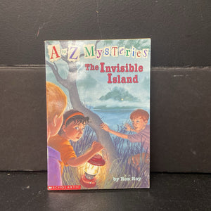 The Invisible Island (A to Z Mysteries) (Ron Roy) -series paperback