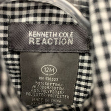 Load image into Gallery viewer, Plaid Button Down Shirt
