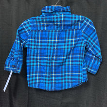 Load image into Gallery viewer, Plaid Button Down Shirt

