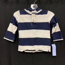 Load image into Gallery viewer, Hooded Button T-Shirt
