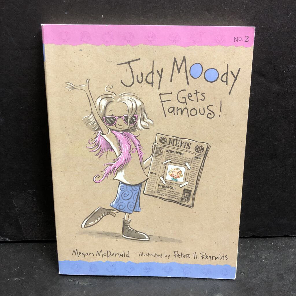 Judy Moody Gets Famous! (Megan McDonald) (New Cover) -series paperback