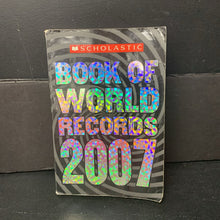 Load image into Gallery viewer, Book of World Records 2007 (Scholastic Facts) (Jenifer Corr Morse) -educational paperback
