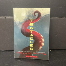 Load image into Gallery viewer, Tentacles (Roland Smith) -chapter paperback
