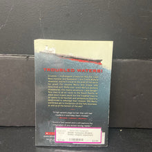 Load image into Gallery viewer, Tentacles (Roland Smith) -chapter paperback
