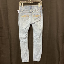 Load image into Gallery viewer, Distressed Denim Pants
