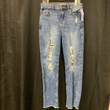 Load image into Gallery viewer, Distressed Denim Pants
