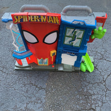 Load image into Gallery viewer, Playskool Heroes Spider-Man Adventures Stunt City Playset
