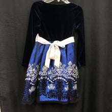 Load image into Gallery viewer, Sparkly Velvet Dress (NEW)
