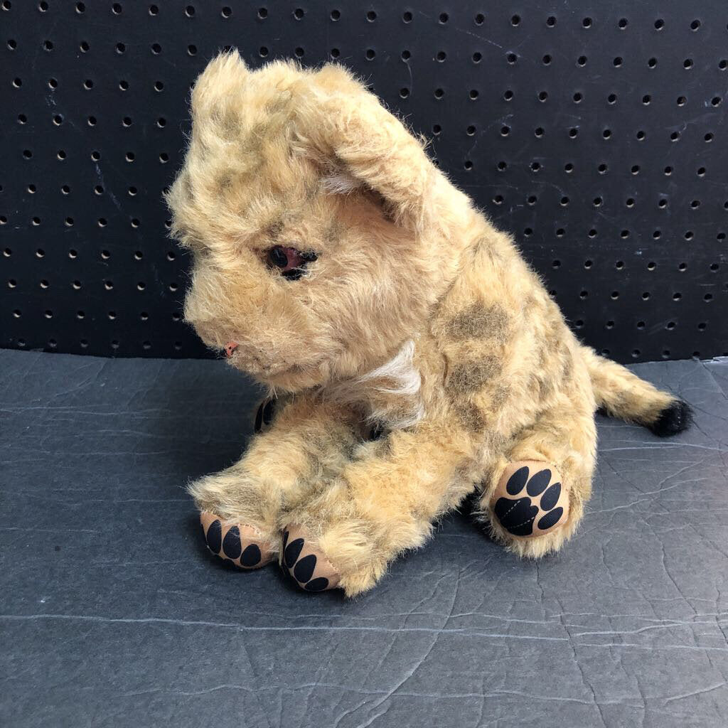 Alive Lion Cub Battery Operated