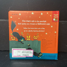 Load image into Gallery viewer, Five Black Cats (Patricia Hegarty) (Halloween) (Tiger Tales) -holiday board
