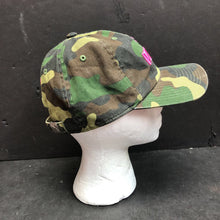Load image into Gallery viewer, Girls Camo Hat
