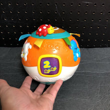 Load image into Gallery viewer, Move &amp; Crawl Ball Battery Operated
